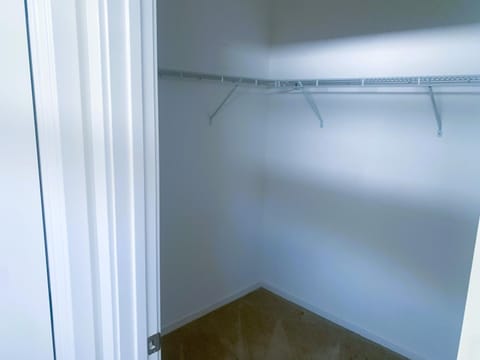 Magic Kingdom Villa - Private Master Bedrooms Bed and Breakfast in Kissimmee