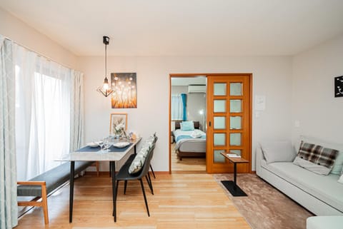 Living room, Seating area, Dining area