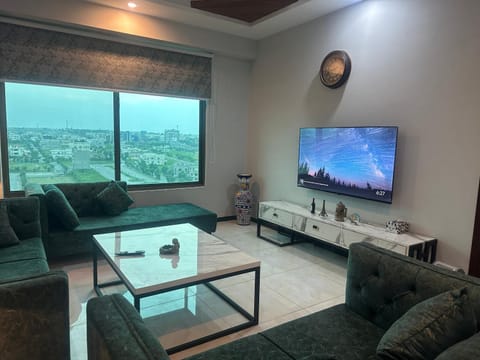 Communal lounge/ TV room, TV and multimedia