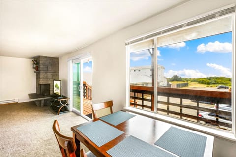 High Dunes Condos House in Ocean Shores