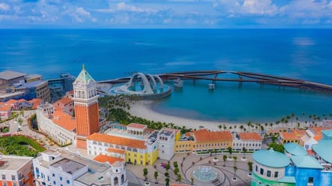 Nearby landmark, Day, Bird's eye view, Sea view