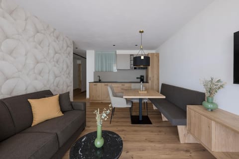 Ramilia Family Apartments Restaurant & Pizzeria Apartment hotel in Trentino-South Tyrol