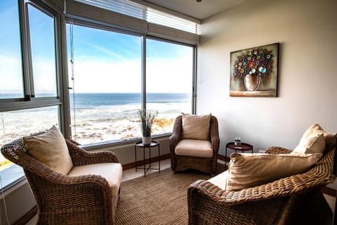 Seating area, Sea view