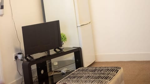 Communal lounge/ TV room, TV and multimedia