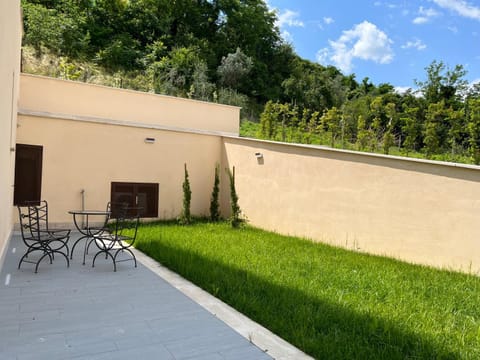 Patio, Garden, Garden, Balcony/Terrace, Garden view