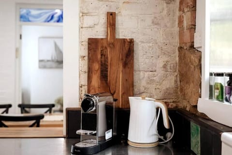 Tamara Cottage Historic Warmth House in Hobart