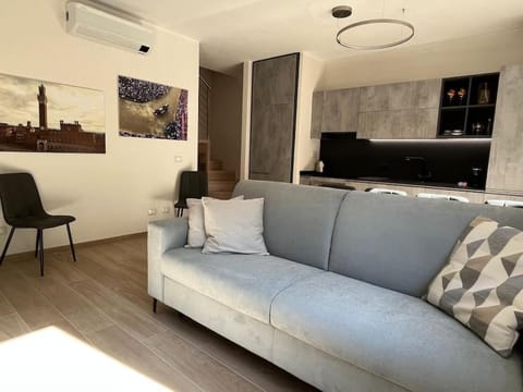Kitchen or kitchenette, Living room, Seating area, Dining area, air conditioner