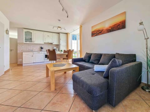 Kitchen or kitchenette, Living room, Seating area