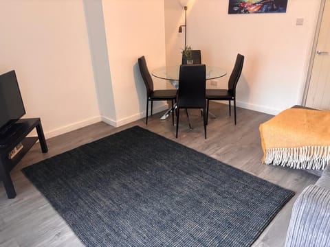 Three bed house in Wolverhampton House in Wolverhampton