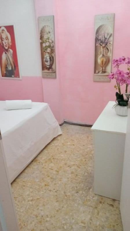 tangueu room 74-Napoli Centrale Apartment in Naples