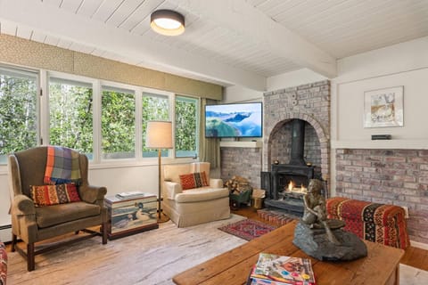 Glen Eagle Drive Home House in Aspen