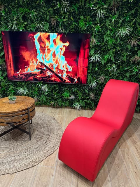 F & C Love Spa, Sauna and Tantra House in Fontainebleau