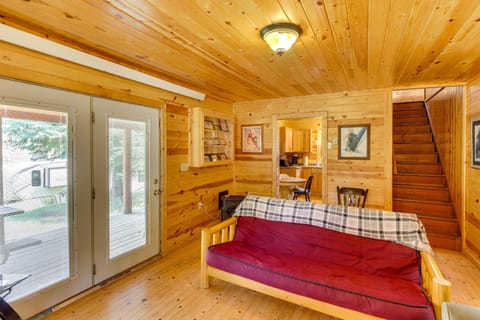 Deadwood Wolf Cabin with Fire Pit and Grill Cabin in North Lawrence