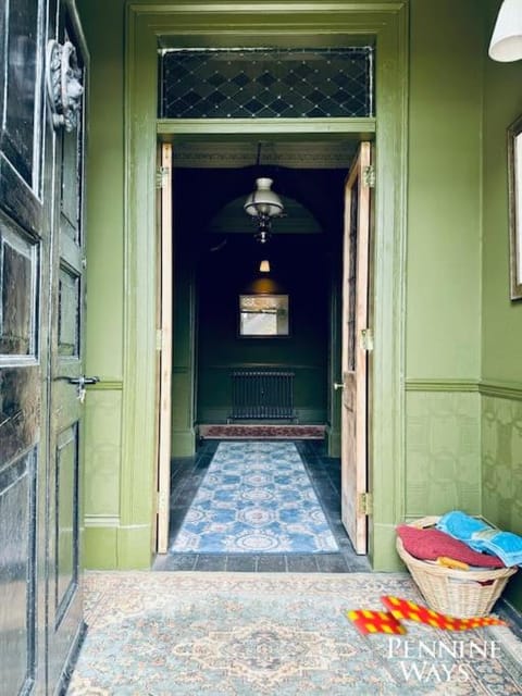 Greystonedale Mansion and House, Haltwhistle House in Haltwhistle