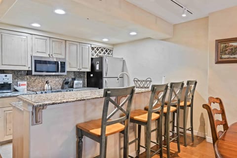 The Borders Lodge - Lower Borders 204 Apartment in Beaver Creek