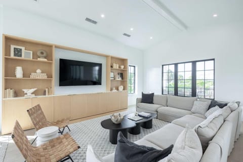 Brand New Catchlight House with Private Pool House in Stock Island