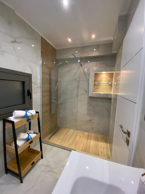 Shower, Bathroom, towels