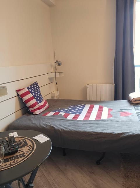 Nuits Dijon Chambre Vacation rental in Dijon