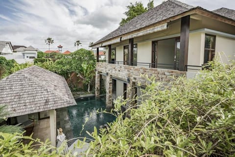Amazing villa Canggu Beach Villa in North Kuta