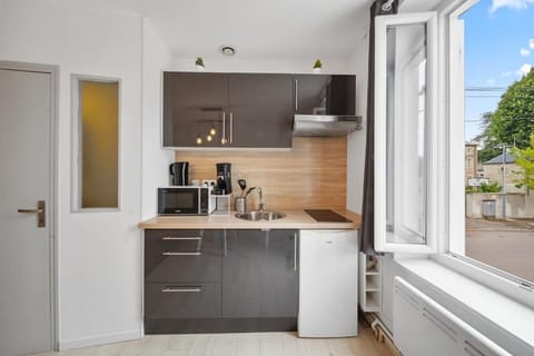 COCON BLEU #Confort # Calme #centre ville #parking facile Apartment in Beaune