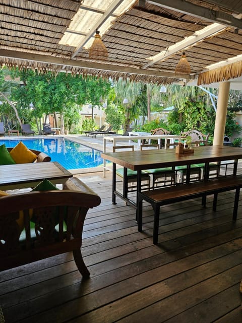 Pool view, Swimming pool