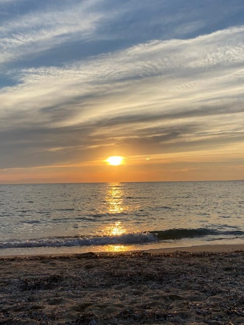 Nearby landmark, Sea view, Sunrise