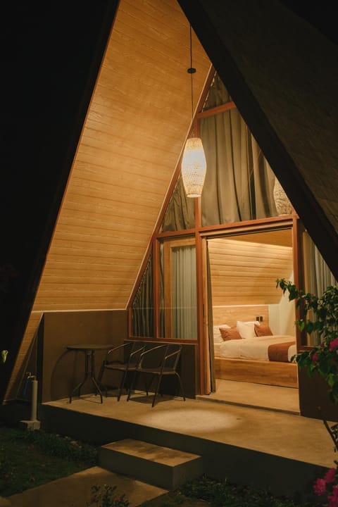 Night, Balcony/Terrace