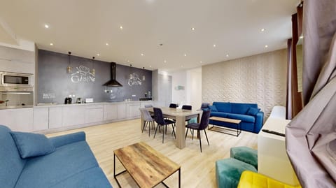Living room, Dining area