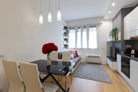 Kitchen or kitchenette, Seating area