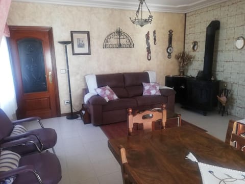 Communal lounge/ TV room, Living room, Decorative detail