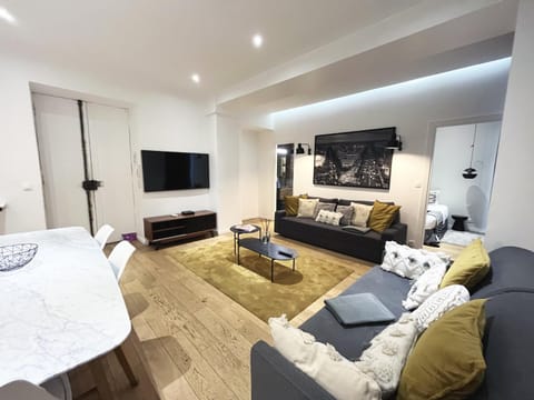Urban Flat 69 - Beautiful Parisian Apartment in Center of Paris Apartment in Paris