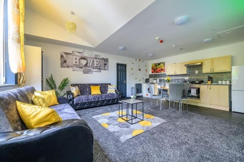-F5GH- For relaxed & Cosy stay, Free Parking, WiFi Apartment in Leeds