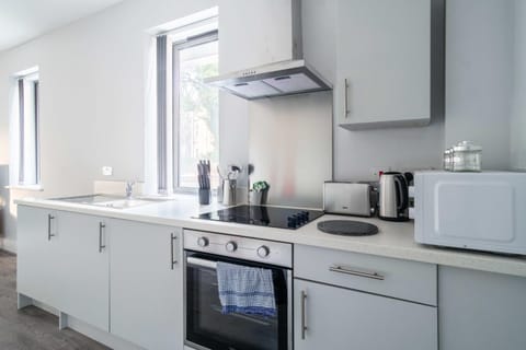 Modern 1 Bed Apartment in Waterloo Liverpool Apartment in England