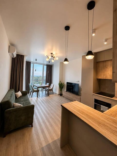TV and multimedia, Kitchen or kitchenette, Living room