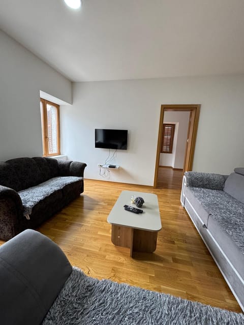 Old House Bozovic Apartment in Montenegro