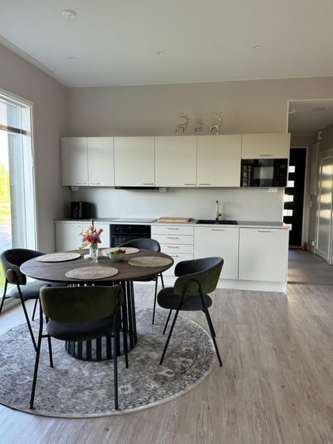 Dining area, oven, kitchen