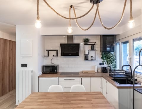 Living room, kitchen