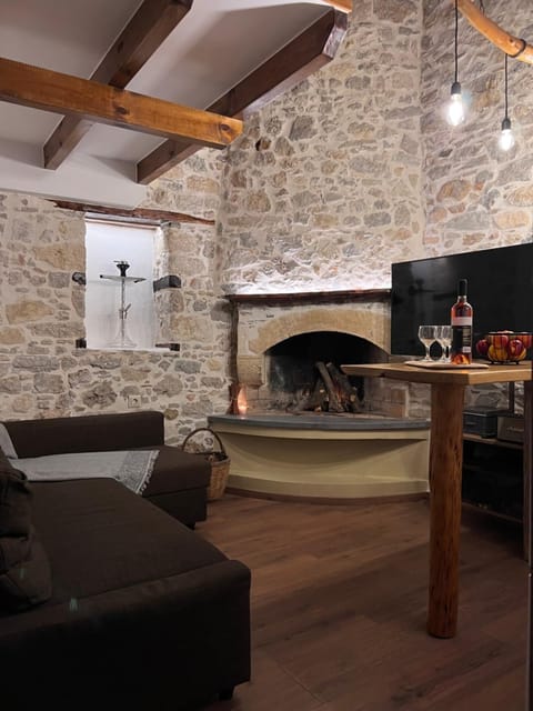 Prina Stone Retreat Chalet in Lasithi