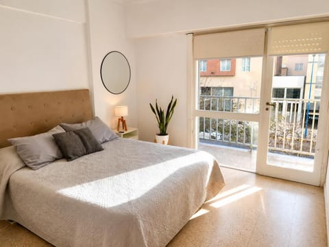 Bed, Balcony/Terrace, Photo of the whole room, Bedroom