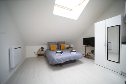 Le Péronne-5 Apartment in Cambrai