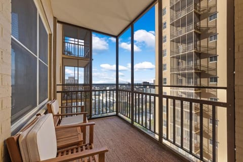 Patio, Day, View (from property/room), Balcony/Terrace, Seating area