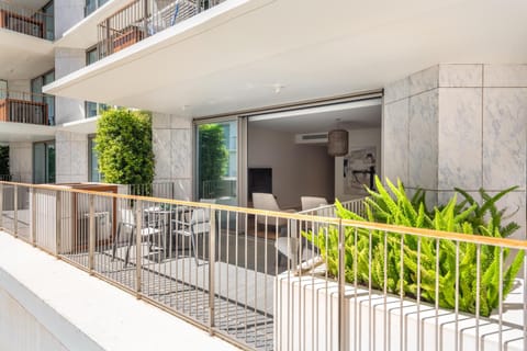 Day, Balcony/Terrace