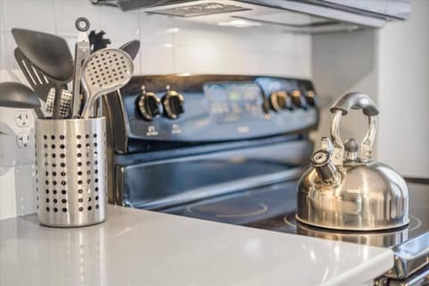 Sleep 5 - Pet & Baby - Laundry - Closer to Hospitals Apartment in Meridian-Kessler