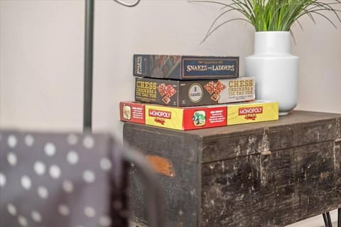 Convenient - Pet and Baby - Near Convention and Hospital Apartment in Meridian-Kessler