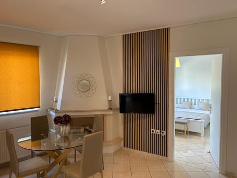 TV and multimedia, Seating area