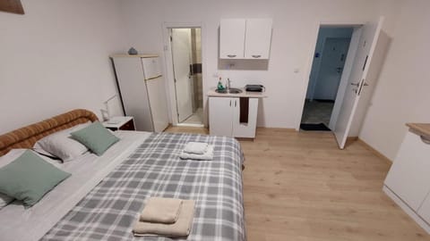 Komforna Soba U Centru #3 Bed and Breakfast in Serbia