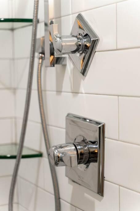 Unforgettable Townhome-Close to Broadway-10 Beds! House in Berry Hill