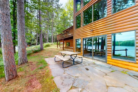 Pickerel Point Home House in Wisconsin