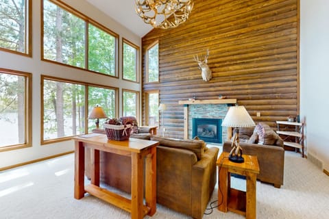 Pickerel Point Home House in Wisconsin