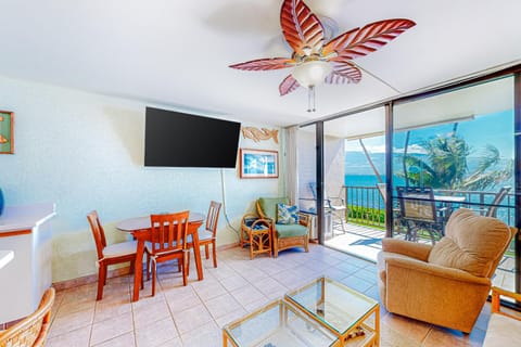 Maalaea Banyans 214 Apartment in Maalaea